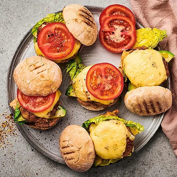 Kycklingsliders med lök och bbq-färskost