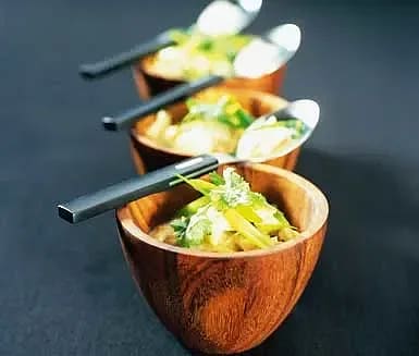 Kycklingsoppa med grön curry