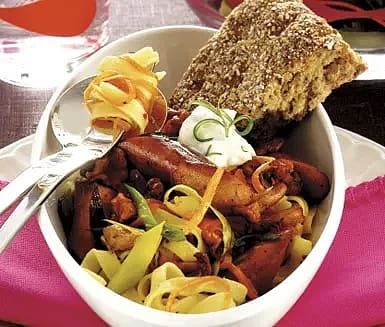 Lammkorvs- och kantarellpasta