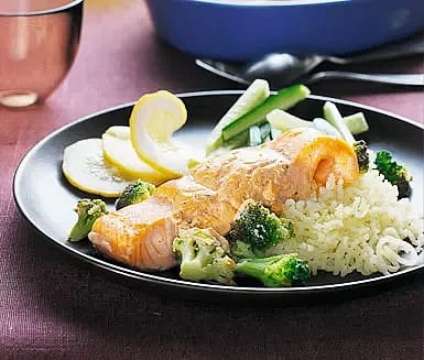 Lax från ugnen med broccoli