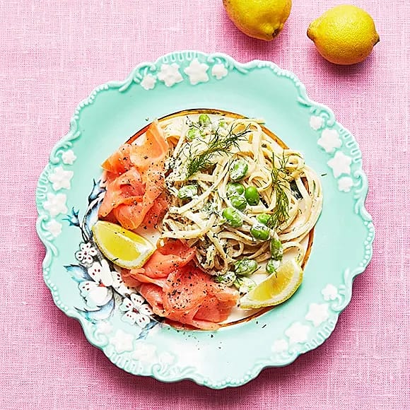 Laxpasta med pepparrotsost