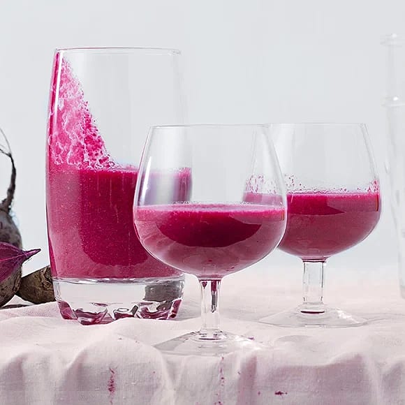 Lila vitaminboost med betor och ingefära