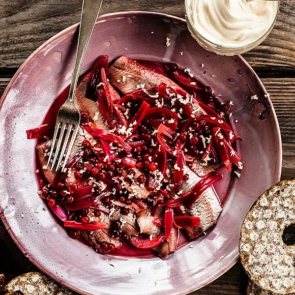 Lingonsill med pepparrot