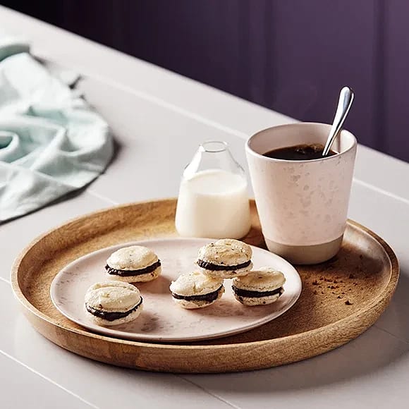 Macaron med kaffe och hasselnötscreme
