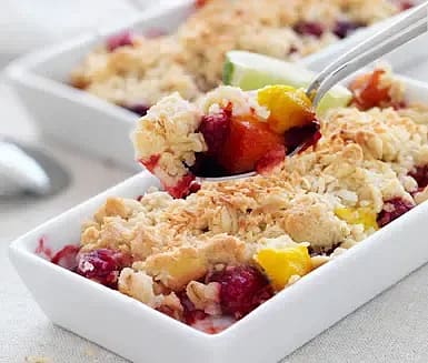 Mango- och hallonpaj med kokos