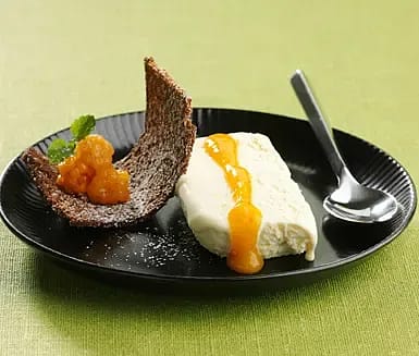 Messmörsglass med hjortronsås