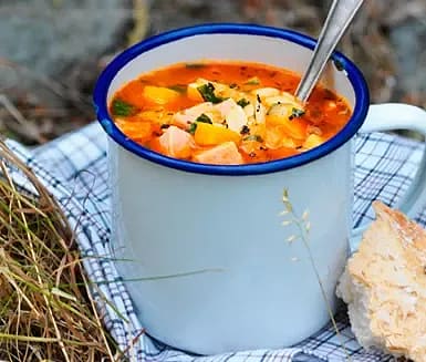 Minestrone med falukorv