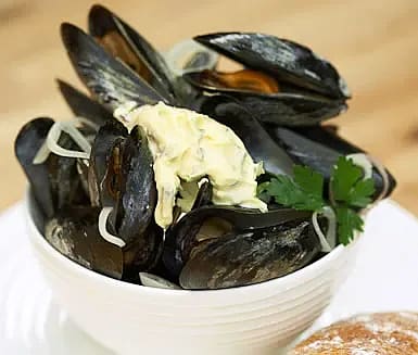 Musslor med limeaioli