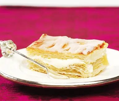 Napoleonbakelse med äppelmos