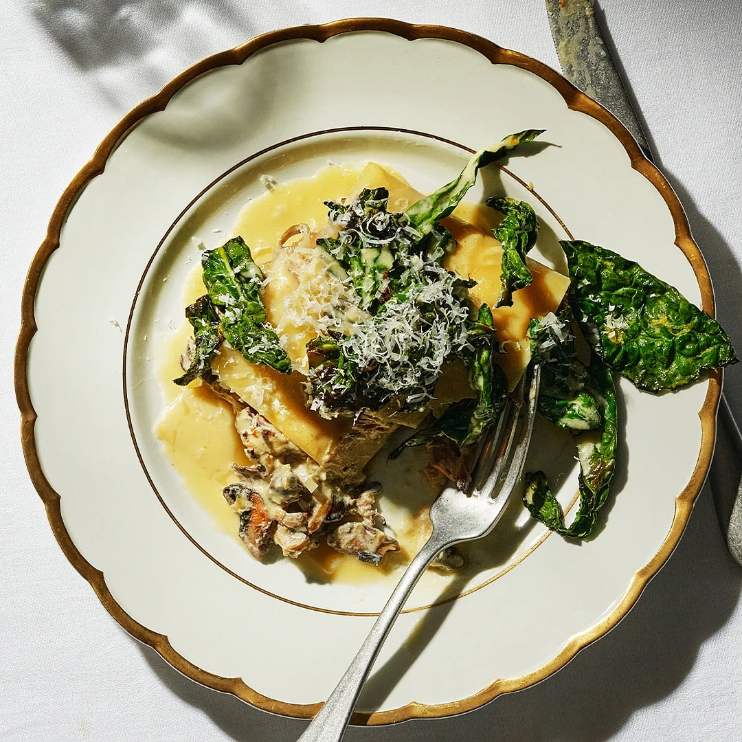 Öppen lasagne med svamp, kål och beurre blanc