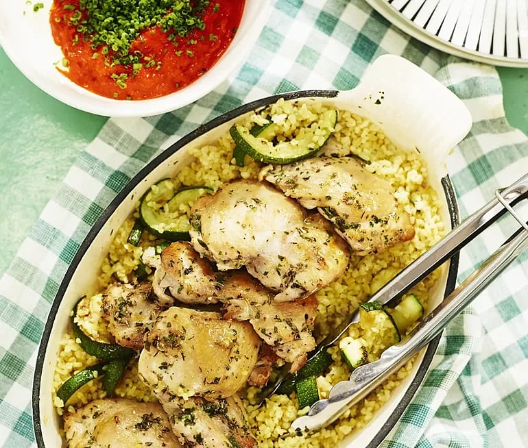 Örtkyckling med zucchinibulgur