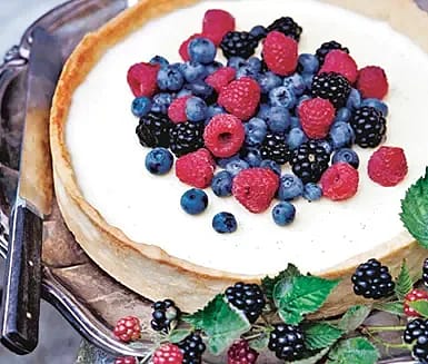 Pannacottapaj med sommarbär