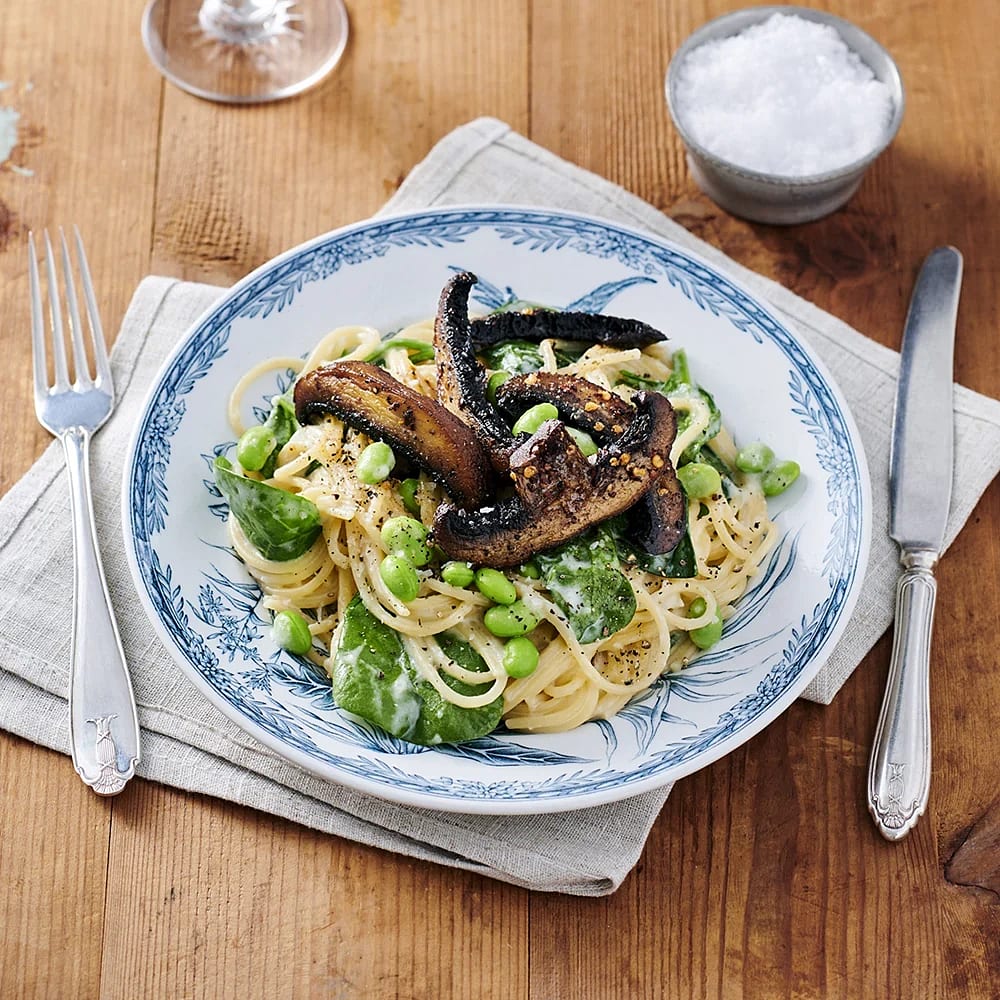 Pasta med jordärtskockssås och portabello