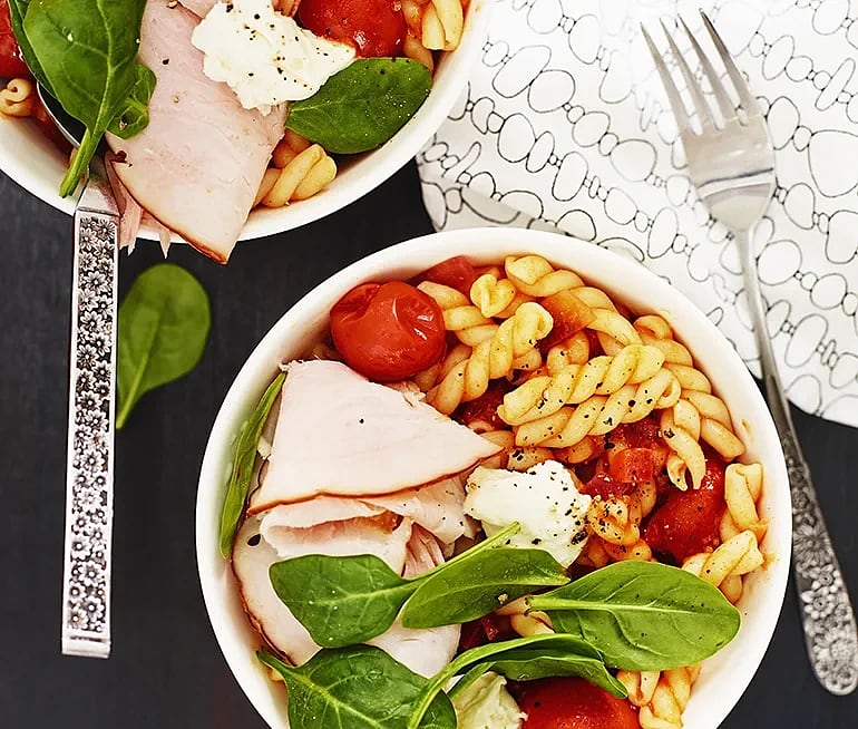 Pasta med kalkon och mozzarella