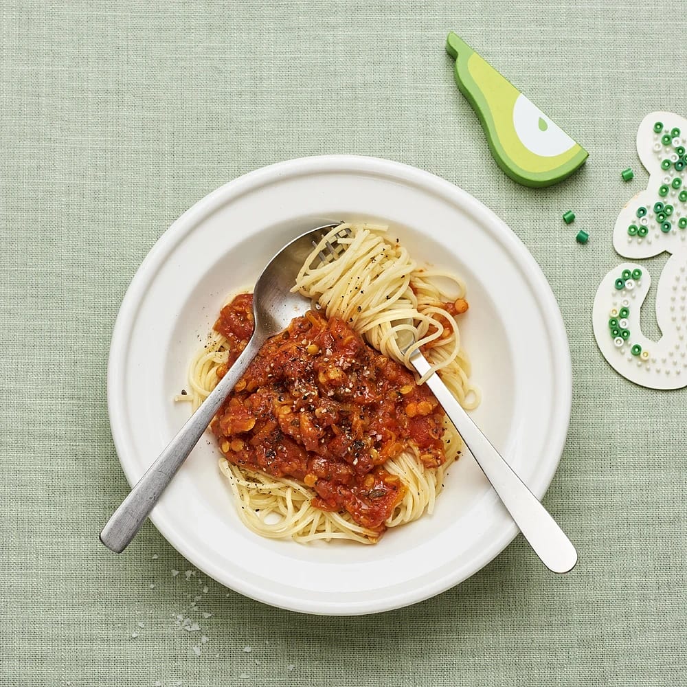 Pasta med tomatsås och linser