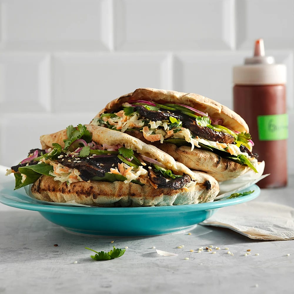 Pita med koreansk portabello och limegurka