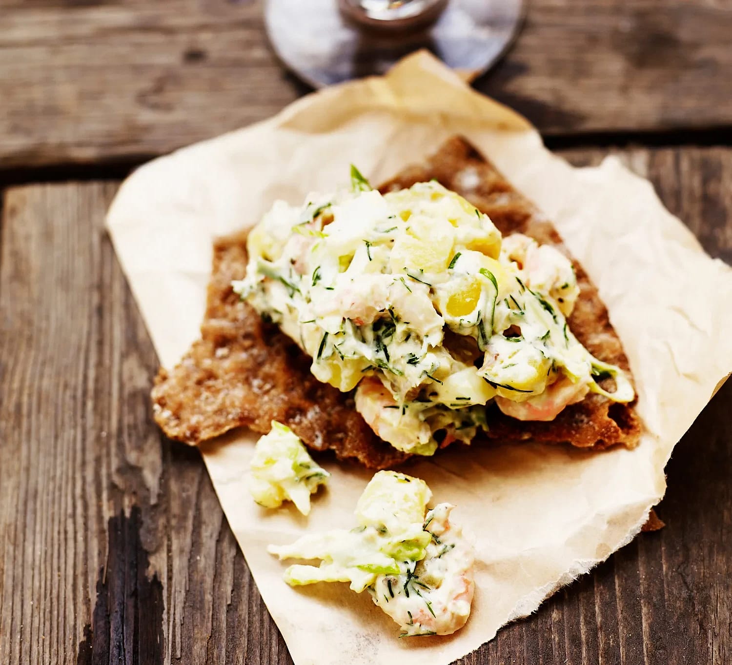 Räkröra med mandelpotatis och krondill