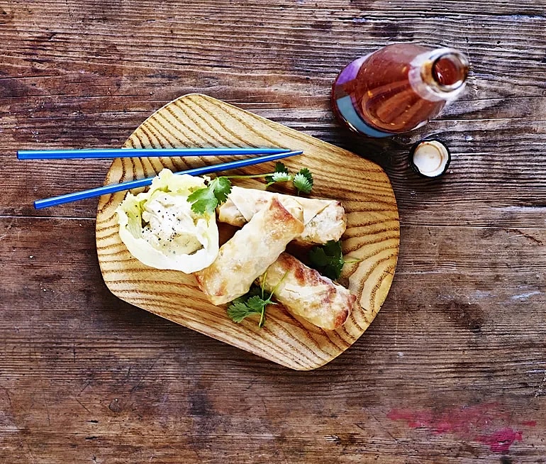 Räkvårrulle med söt currydip