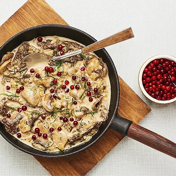 Renskav med champinjoner och lingon