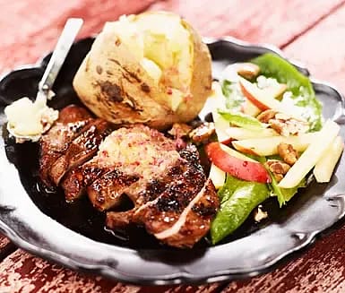 Rödlökssmör med chili och lime