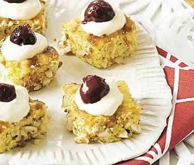 Saffranspannkaka med körsbär i portvin