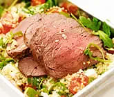 Sallad med quinoa, fetaost och rucola