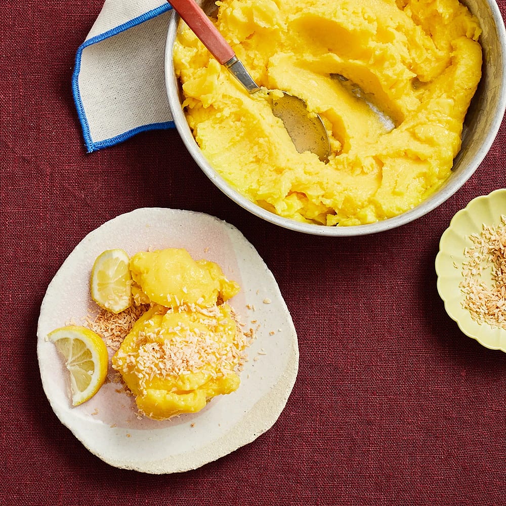Snabb mangosorbet på fryst mango