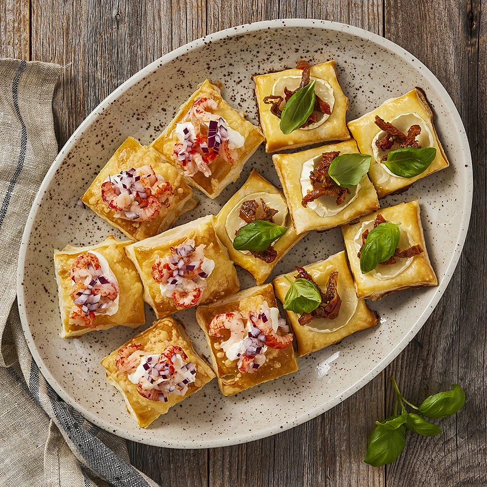 Snittar med festliga toppings