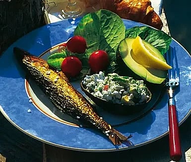 Sommarsallad till rökt fisk