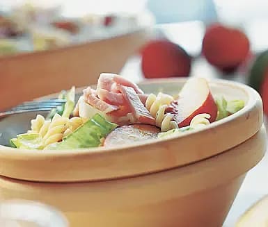 Somrig pastasallad