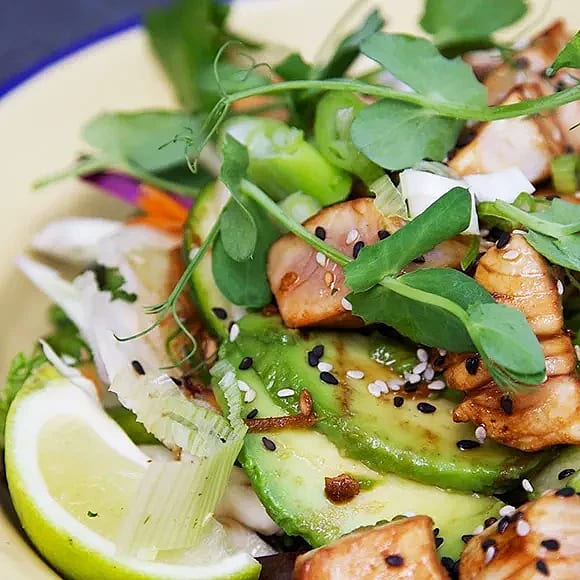 Sötsyrlig fisksallad