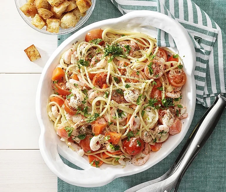 Spaghetti med räkor och vitlökskrutonger