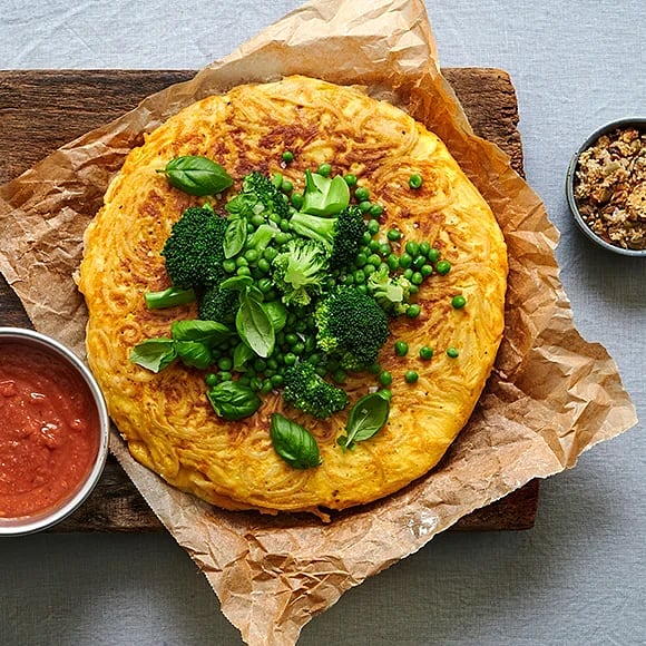 Spaghettifrittata med tomatsås