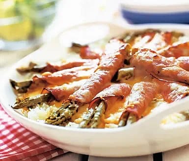 Sparrisskinka på risbädd