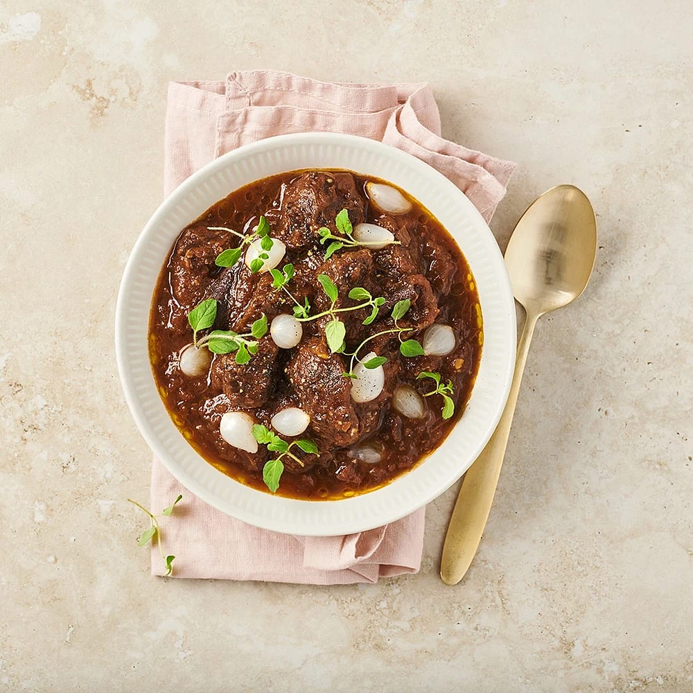 Stifado (kryddig grekisk gryta)