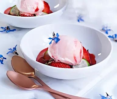 Strawberry & Meringues “inspiration Borage”