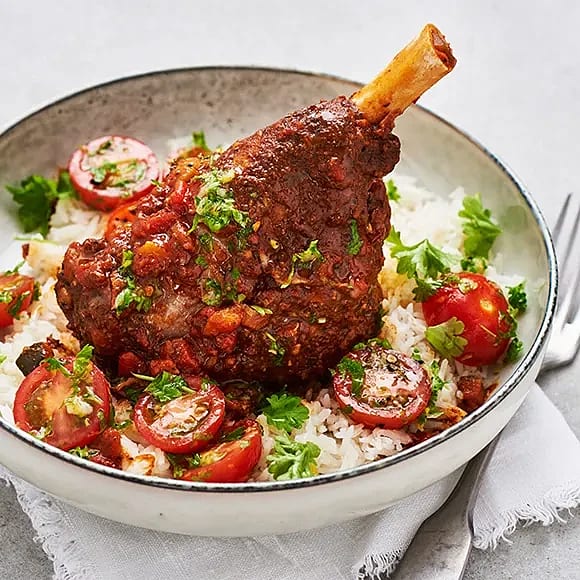 Tomatbräserat lammlägg med gremolata och tomat