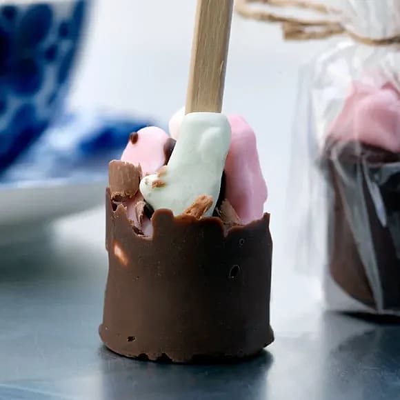 Varm choklad på pinne