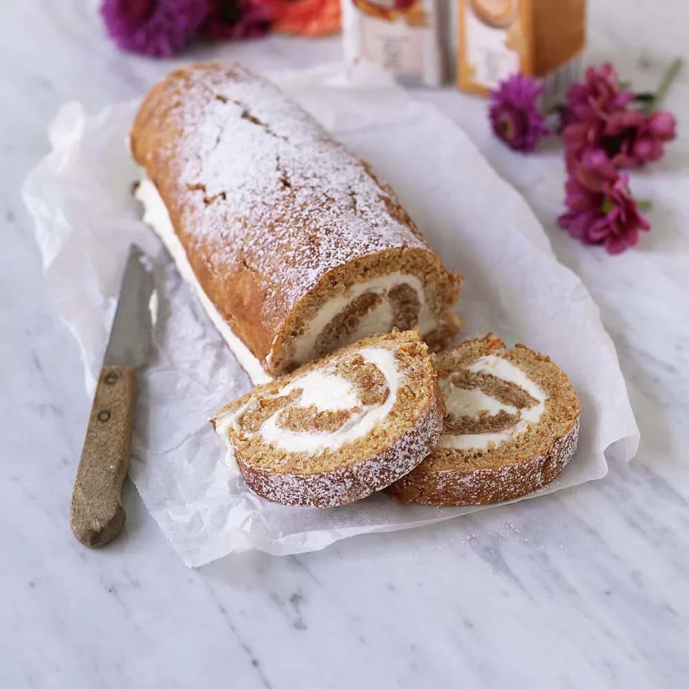 Vegansk morotsrulltårta