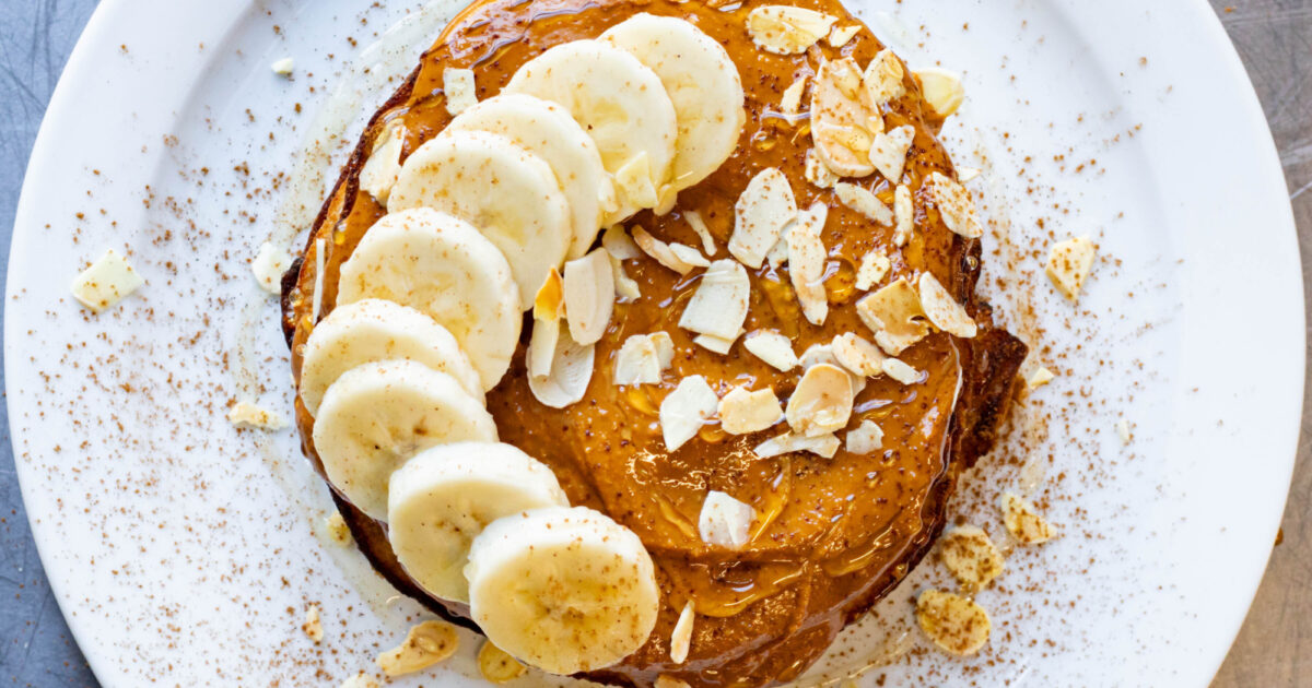 3-Ingredient Banana Pancakes