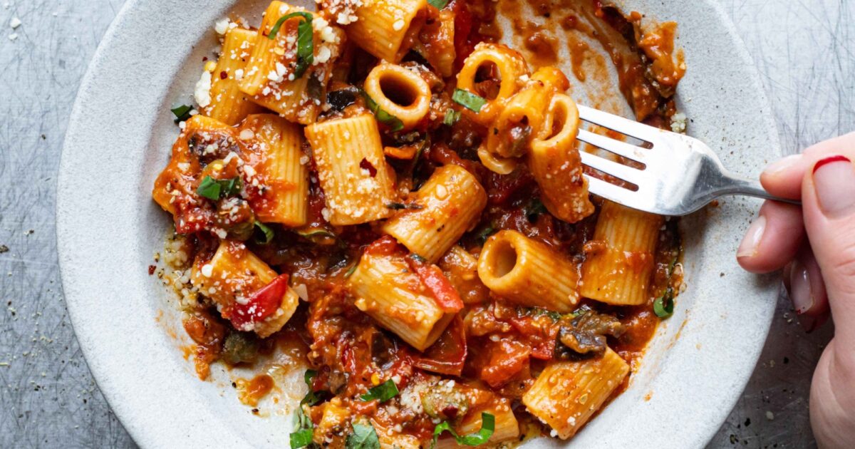 Aubergine & Caper pasta